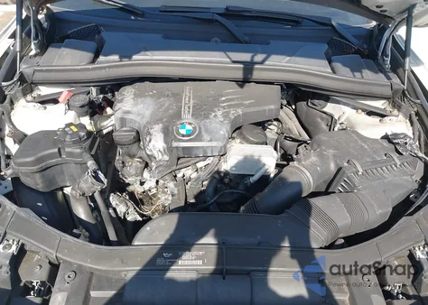 2015 BMW X1 Sdrive28I из США, поврежденный, VIN WBAVM1C55FVZ93656